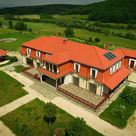 Saciova Hills Acomodação com café da manhã Exterior foto
