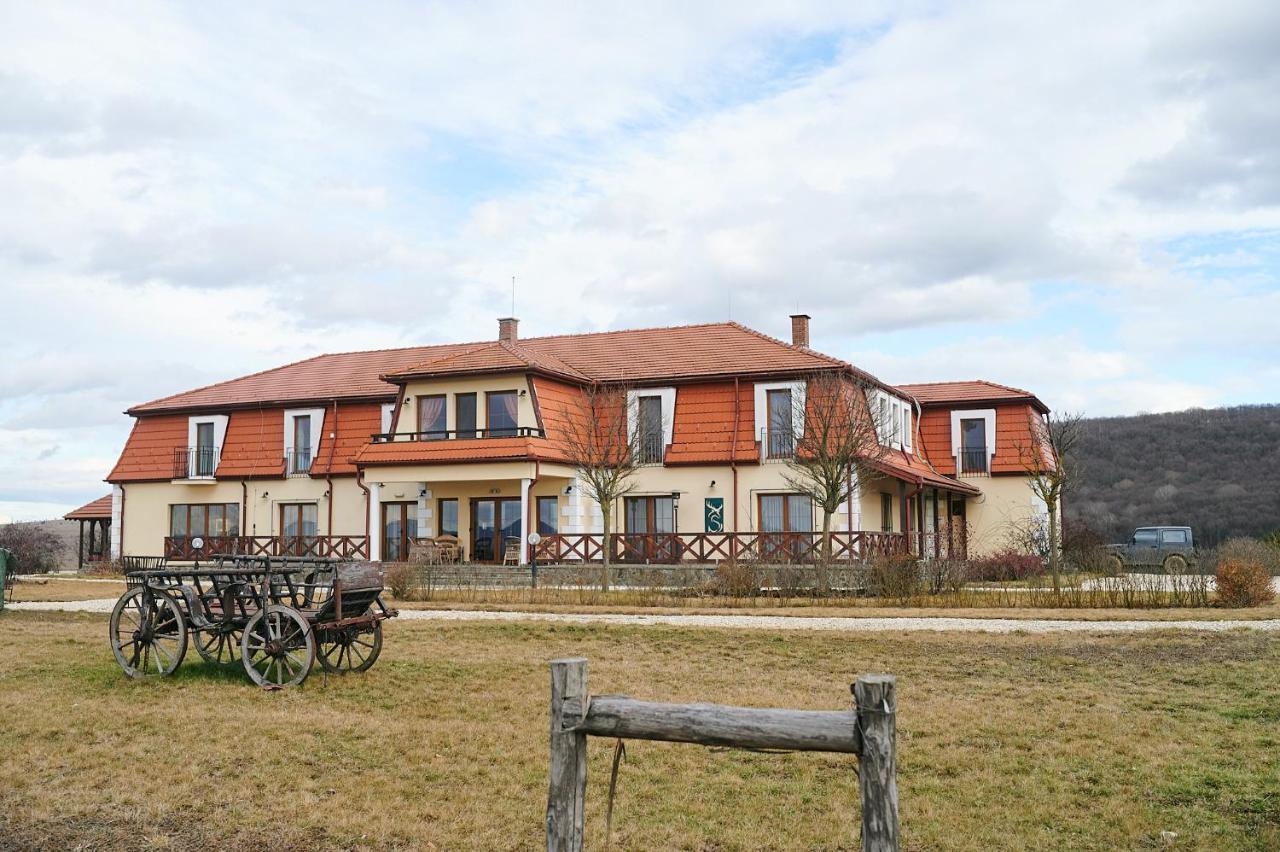 Saciova Hills Acomodação com café da manhã Exterior foto